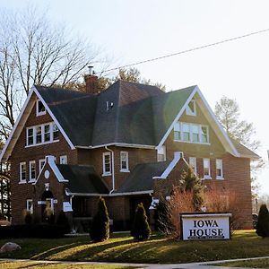 Iowa House Historic Inn